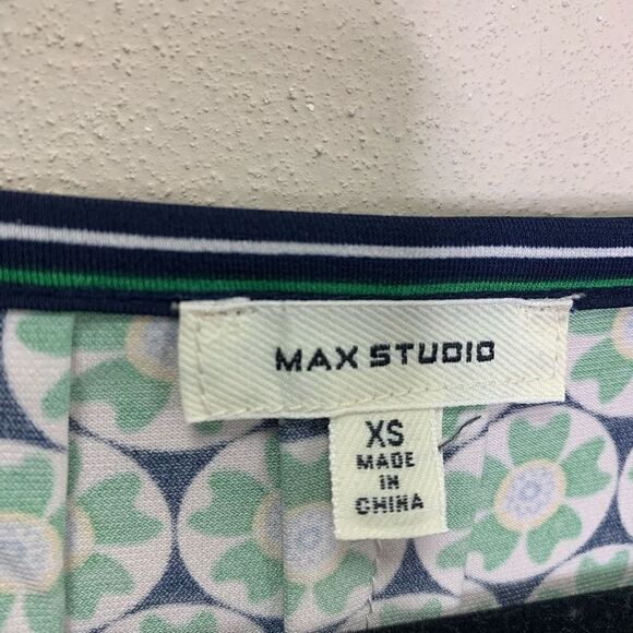 Max Studio Green Navy Fit and Flare Dress with Stretch Size XS (p1) - Picture 4 of 8